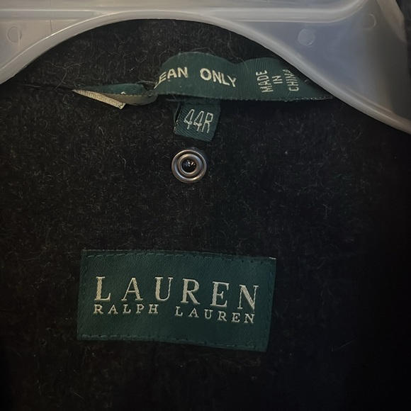 Ralph Lauren lined trench coat. - Picture 2 of 4